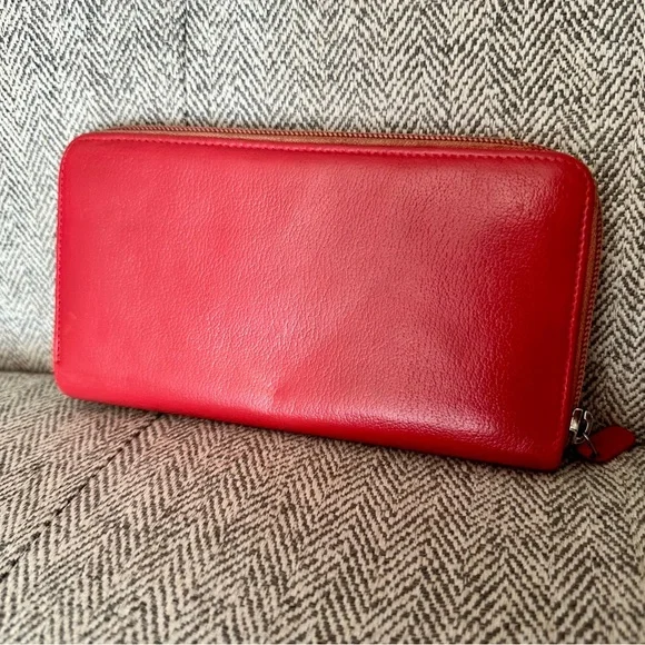 🦚HP🦚 Chanel Limited Edition Cardigan Zip Wallet - Picture 4 of 12